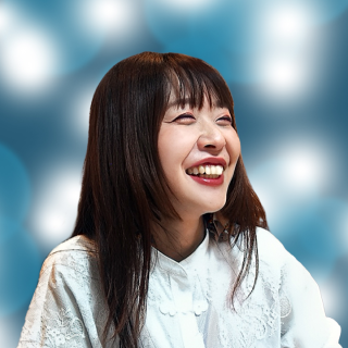 riaの顔写真