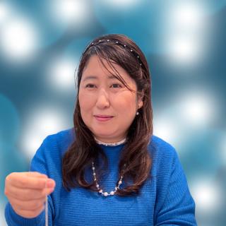 アネラの顔写真