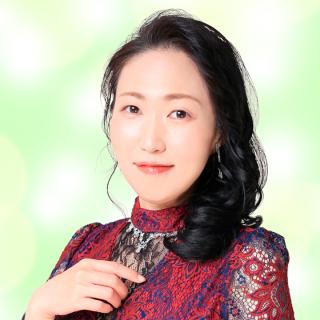 弦花奏の顔写真
