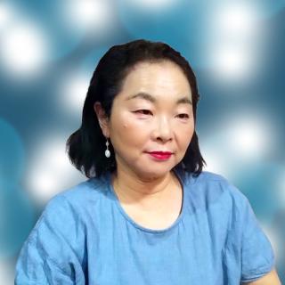 雫月 るいの顔写真
