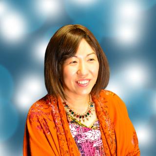 華緒都の顔写真