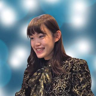 詩人の顔写真