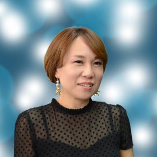 夜華の顔写真