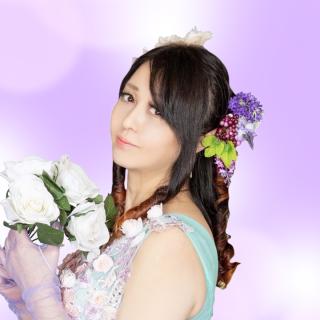 エルダの顔写真