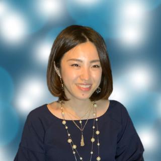 イルミナの顔写真