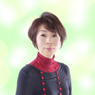 青い羊の顔写真