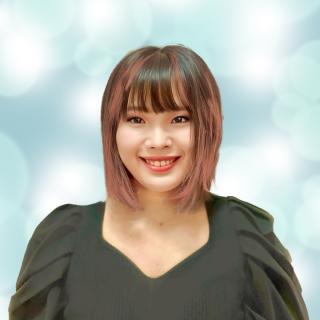 莉那の顔写真