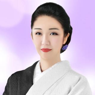 満月の顔写真