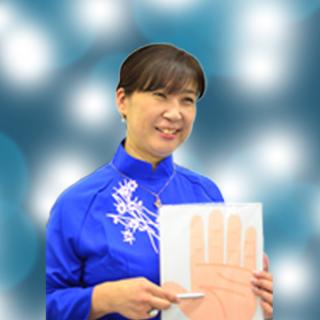 巫きおらの顔写真
