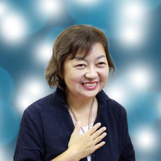 奏那音の顔写真